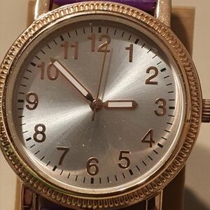 🦋10/$20🦋 FMDOTT019 Goldtone/Purple Silicone Women's Watch